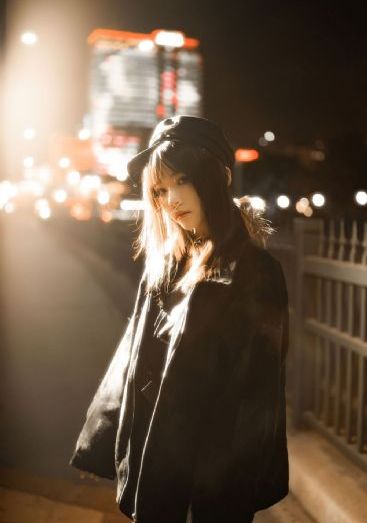 《顶楼的大象》_1080P电影在线观看