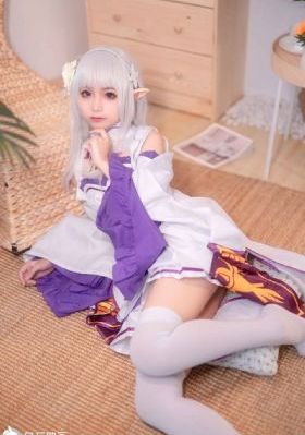 漂亮的女同学伦理_高清全集在线观看
