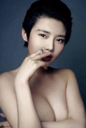 放荡闷骚小娇妻h_BD英语在线视频观看