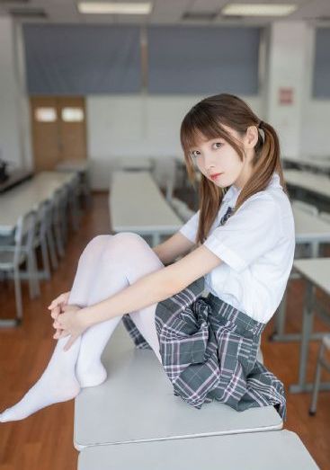 年轻的嫂子在线视频_4K高清视频播放